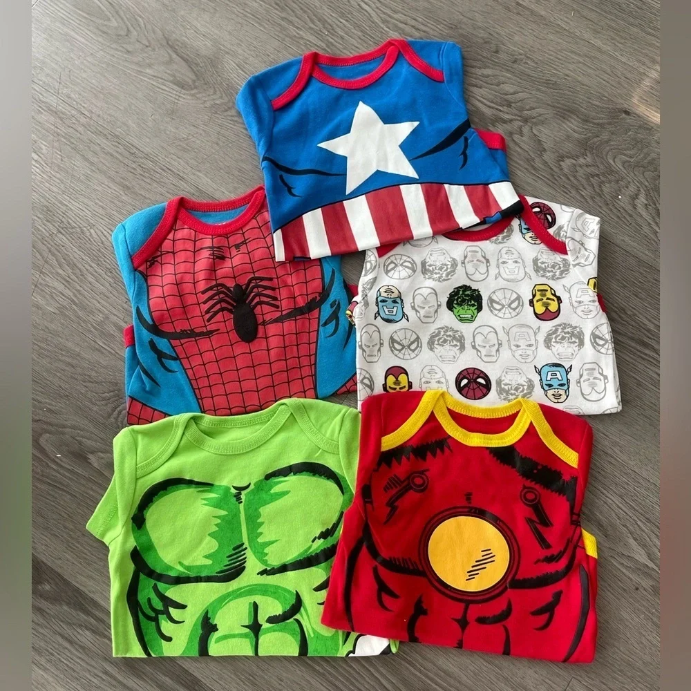 NEW MARVEL onesies 6-9 months